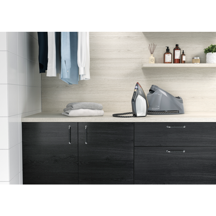 St8 1 8egm Dampfbugelstation Aeg