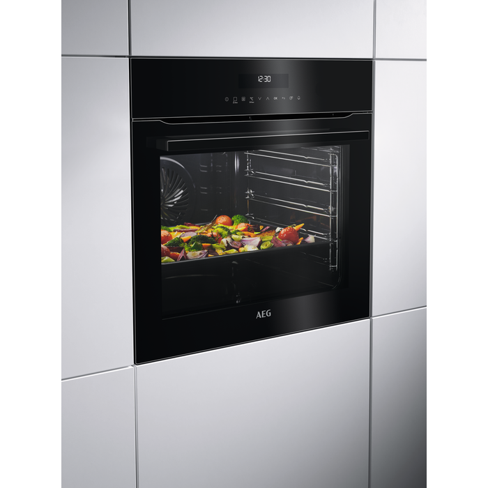 AEG - Einbaubacköfen, -herde und -dampfbacköfen - BPE742220B
