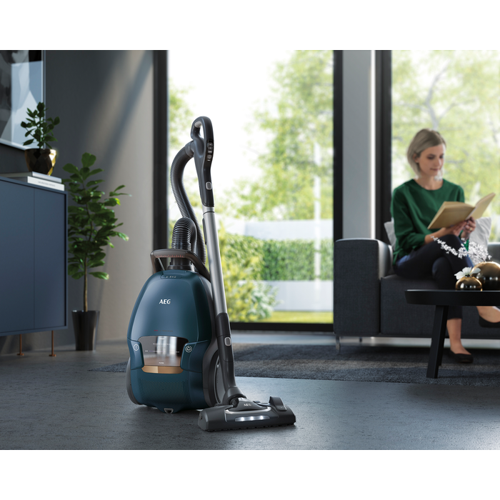 AEG - Staubsauger mit Beutel - VX9-4-8IBX