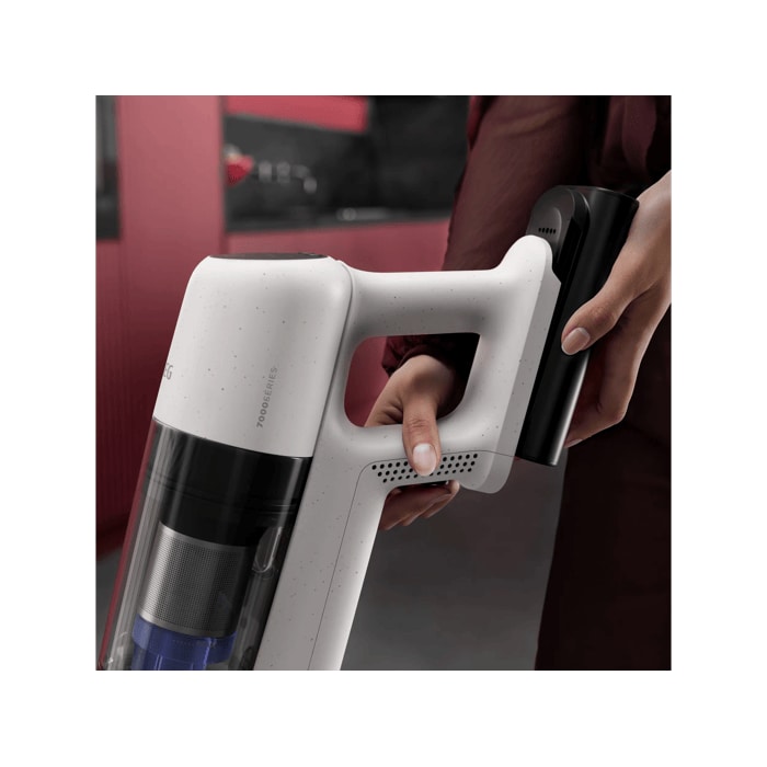 Smart charging right on the handle with intelligent overcharge protection 