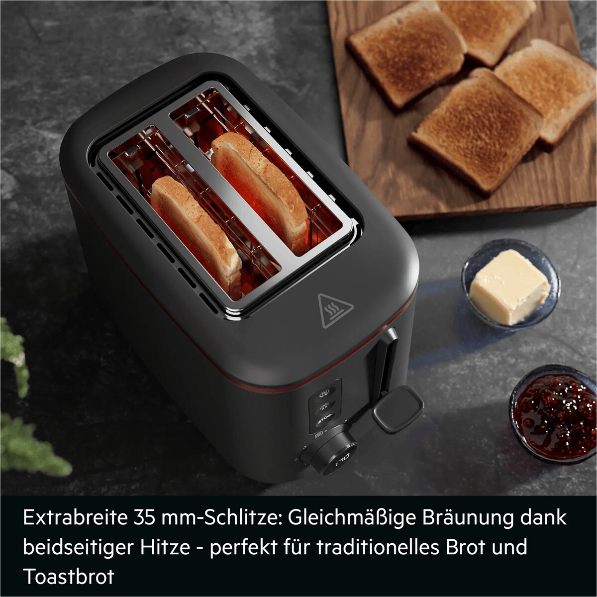Extrabreite 35 mm-Schlitze: Gleichmäßige Bräunung dank beidseitiger Hitze - perfekt für traditionelles Brot und Toastbrot
