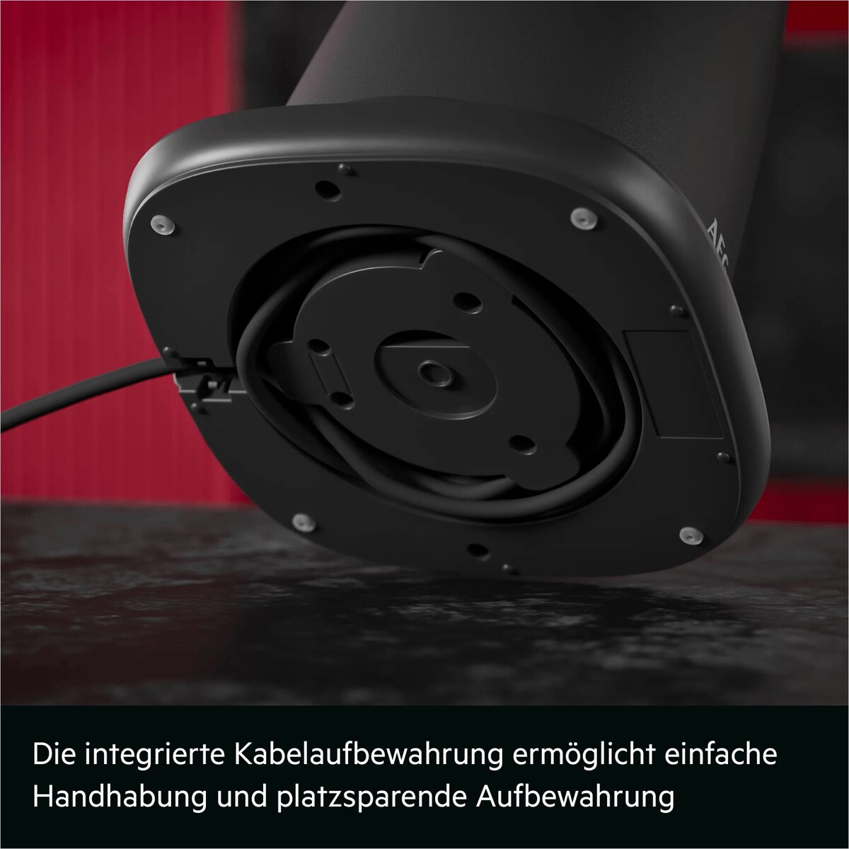 Die integrierte Kabelaufbewahrung ermöglicht einfache Handhabung und platzsparende Aufbewahrung