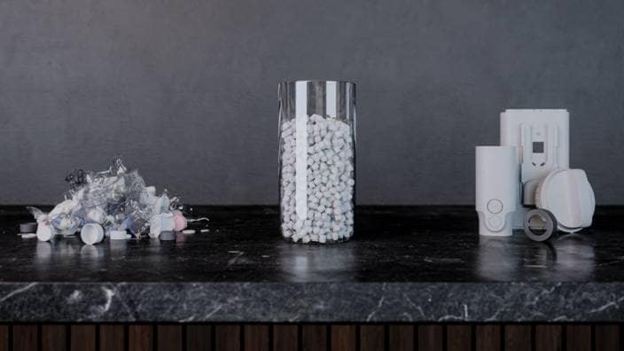 Hergestellt aus mindestens 50 % recyceltem Kunststoff