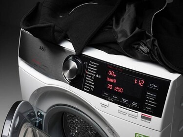 Wunderbar weich: Wollmantel in der Waschmaschine | AEG