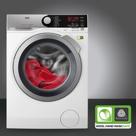 Die AEG Waschmaschine Lavamat L8FE74485 ist 20 % sparsamer als vergleichbare Geräte der Energieeffizienzklasse A+++.